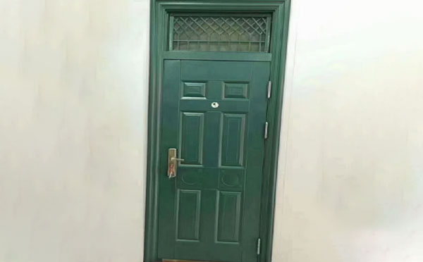 彬县学校教室门