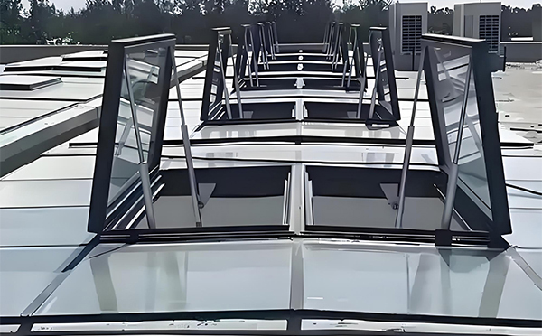 彬县兰州彬县排烟窗选型安装与维护实用指南